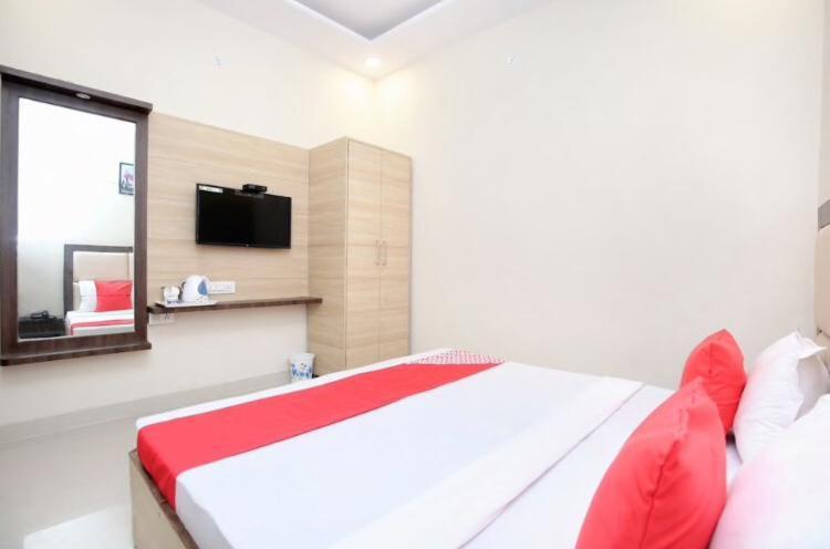 Forever Inn Hotel Near Golden Temple Amritsar Zewnętrze zdjęcie